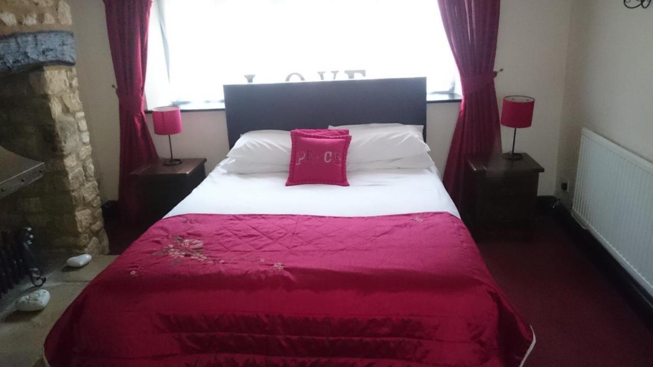 צ'יפינג קמפדן Red Lion Inn מראה חיצוני תמונה