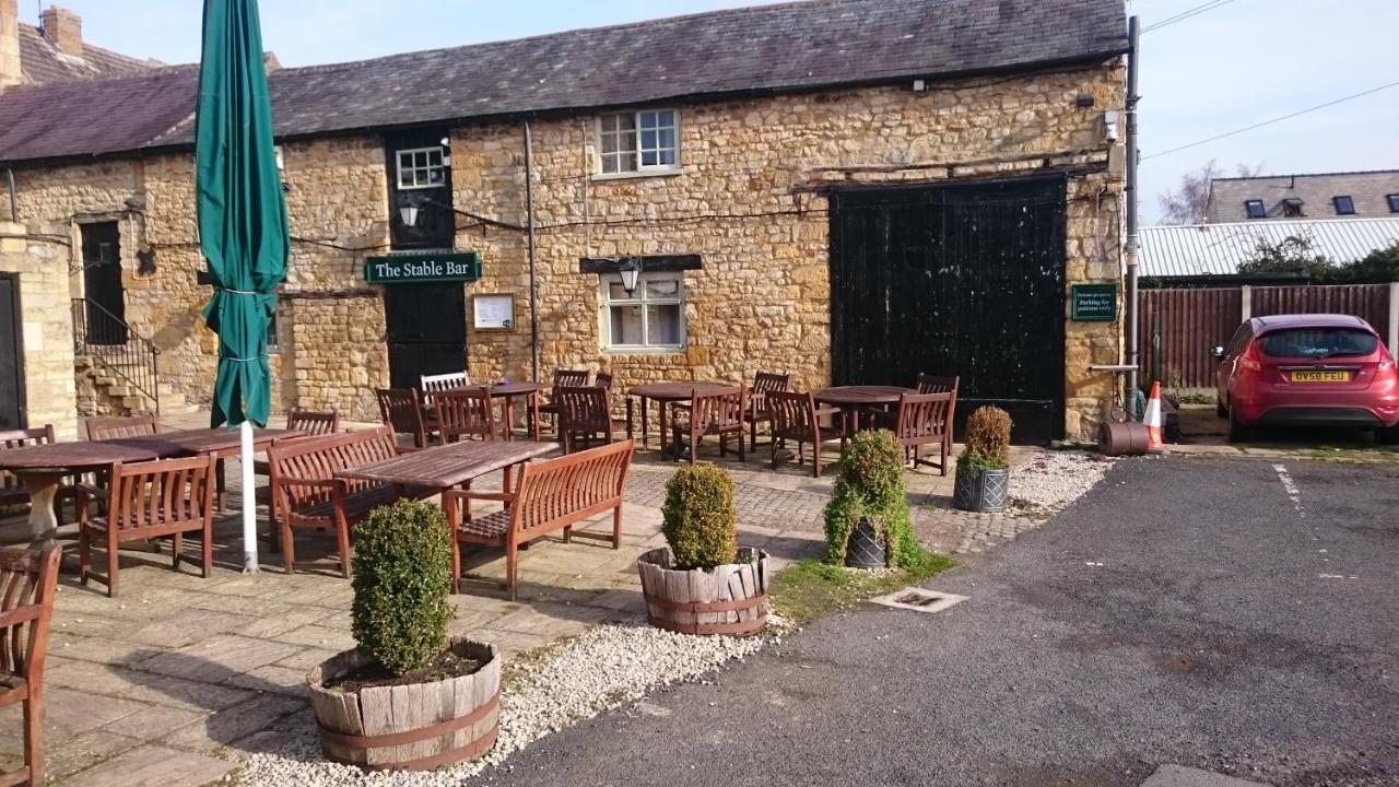 צ'יפינג קמפדן Red Lion Inn מראה חיצוני תמונה