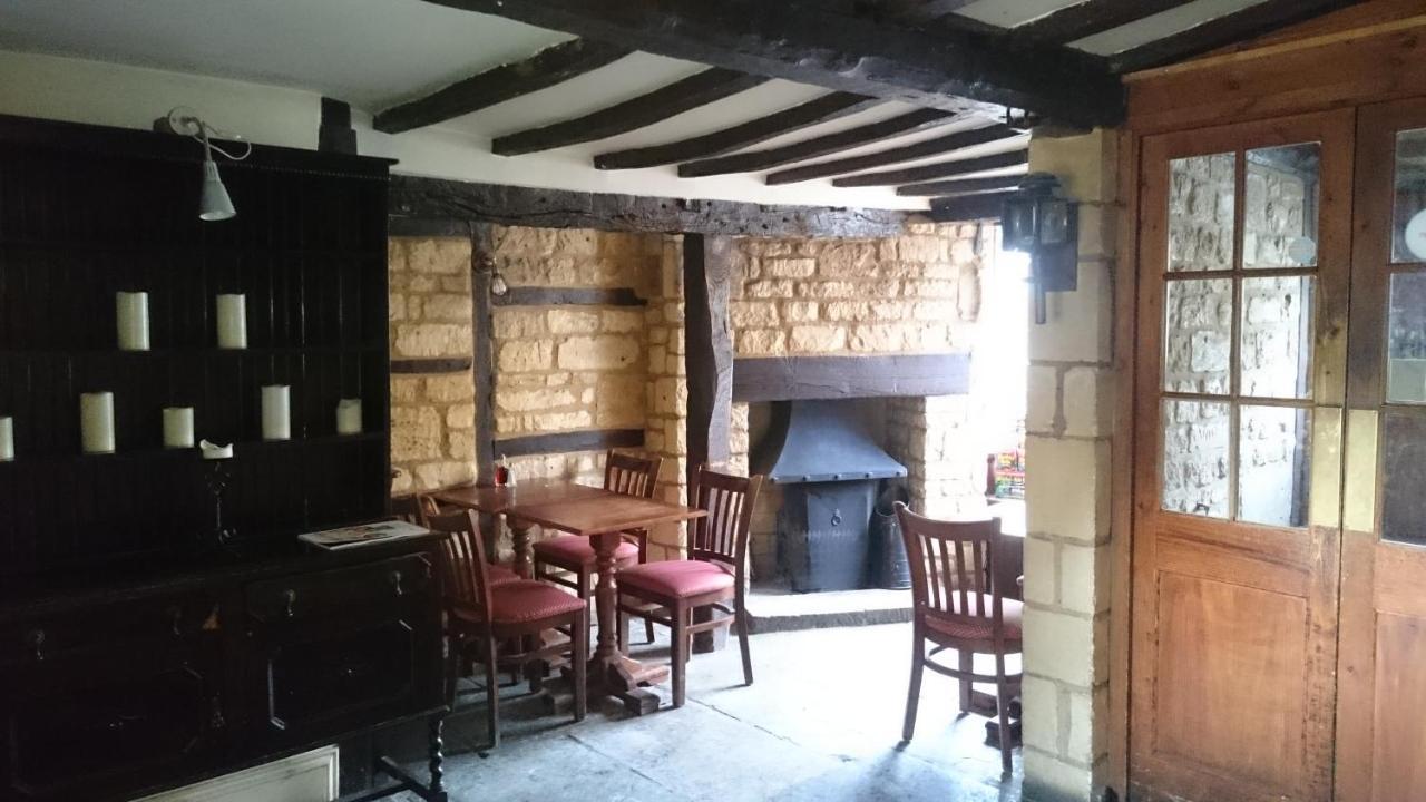 צ'יפינג קמפדן Red Lion Inn מראה חיצוני תמונה